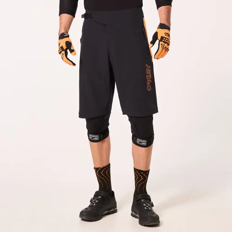 Oakley Seeker Short 2.0-8